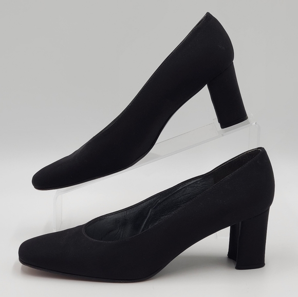 Stuart Weitzman Black Fabric Pumps - Picture 4 of 15
